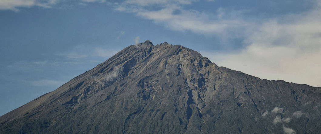 3 DAYS 4 NIGHTS MOUNT MERU